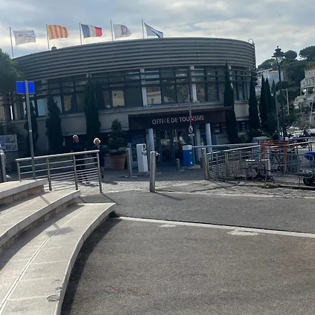 شقة فندقية La Parenthese Cassidaine كاسيس